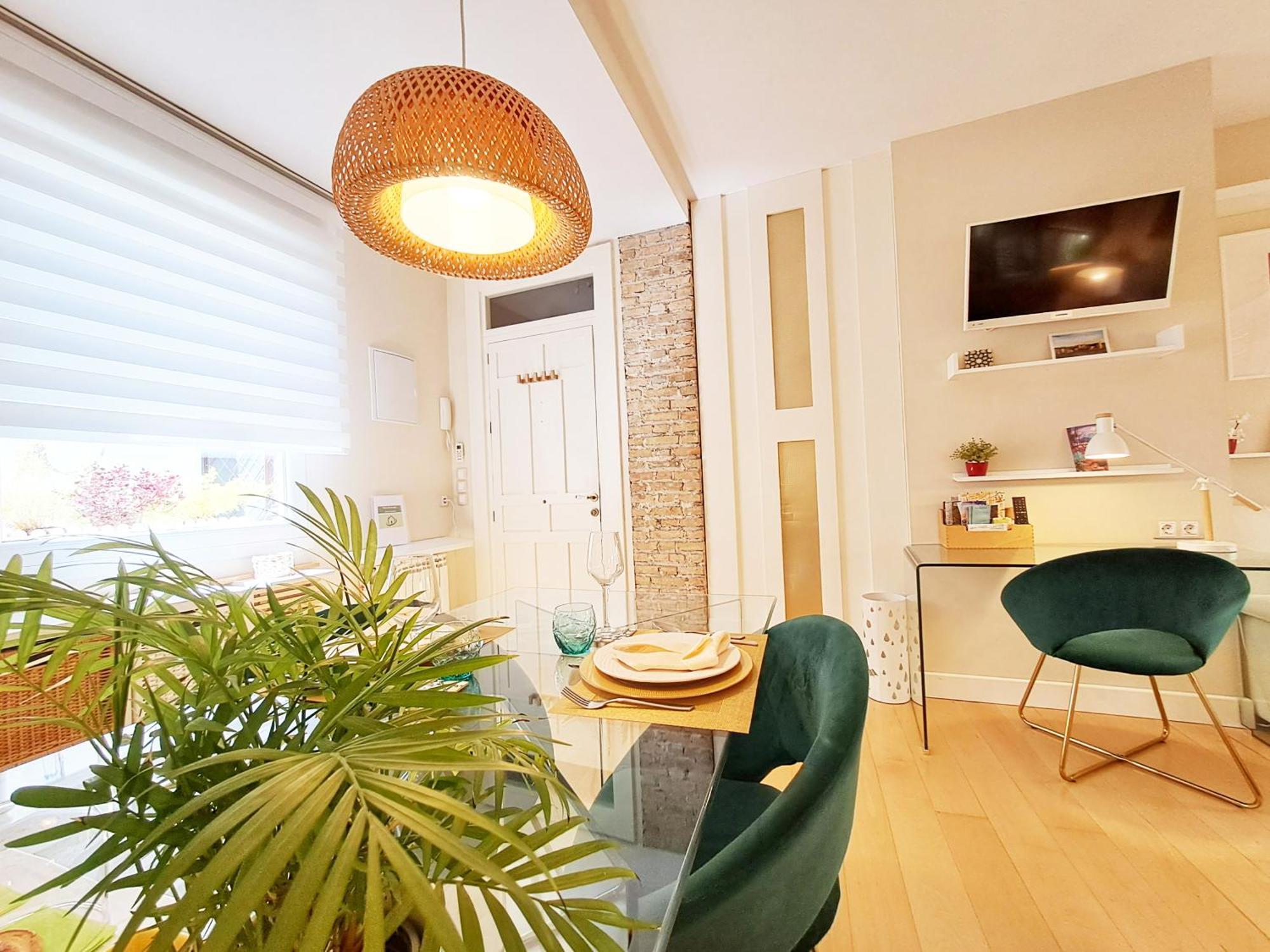 Apartasuite Centro Historico Atico Tranquilo Y Luminoso En El Corazon De Granada Dış mekan fotoğraf